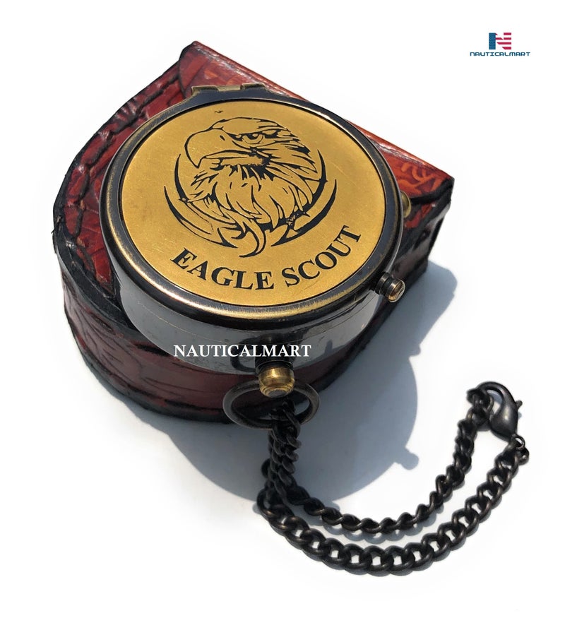 NAUTICALMART Eagle Compass Engraved Vintage Ship Functional Gift Compass Baptism Collectible Gift, Perfect for Christmas & Holiday Gifting - Image 3